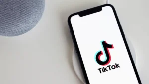Capa do artigo Como Usar O TikTok Pra Divulgar Sua Música E Sua Produção (Com Dados Reais) - KODIN