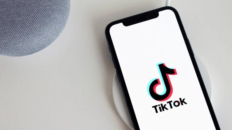Capa do artigo Como Usar O TikTok Pra Divulgar Sua Música E Sua Produção (Com Dados Reais) - KODIN